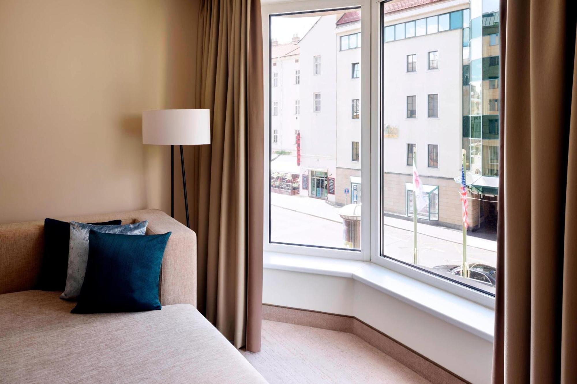 Prague Marriott Hotel Екстериор снимка A room at the hotel